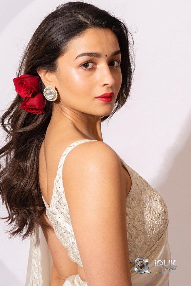 Alia-Bhatt